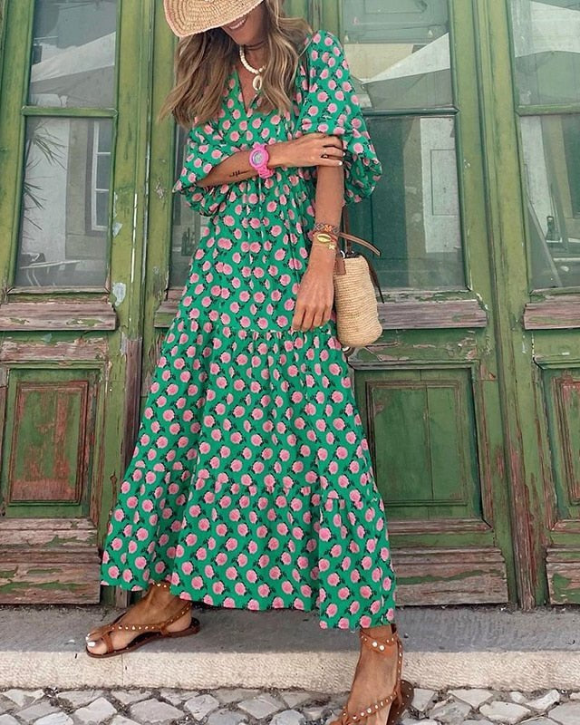 Elegant Long Sleeve Maxi Dress in White – Flattering Flowing Silhouette for Effortless Style 3