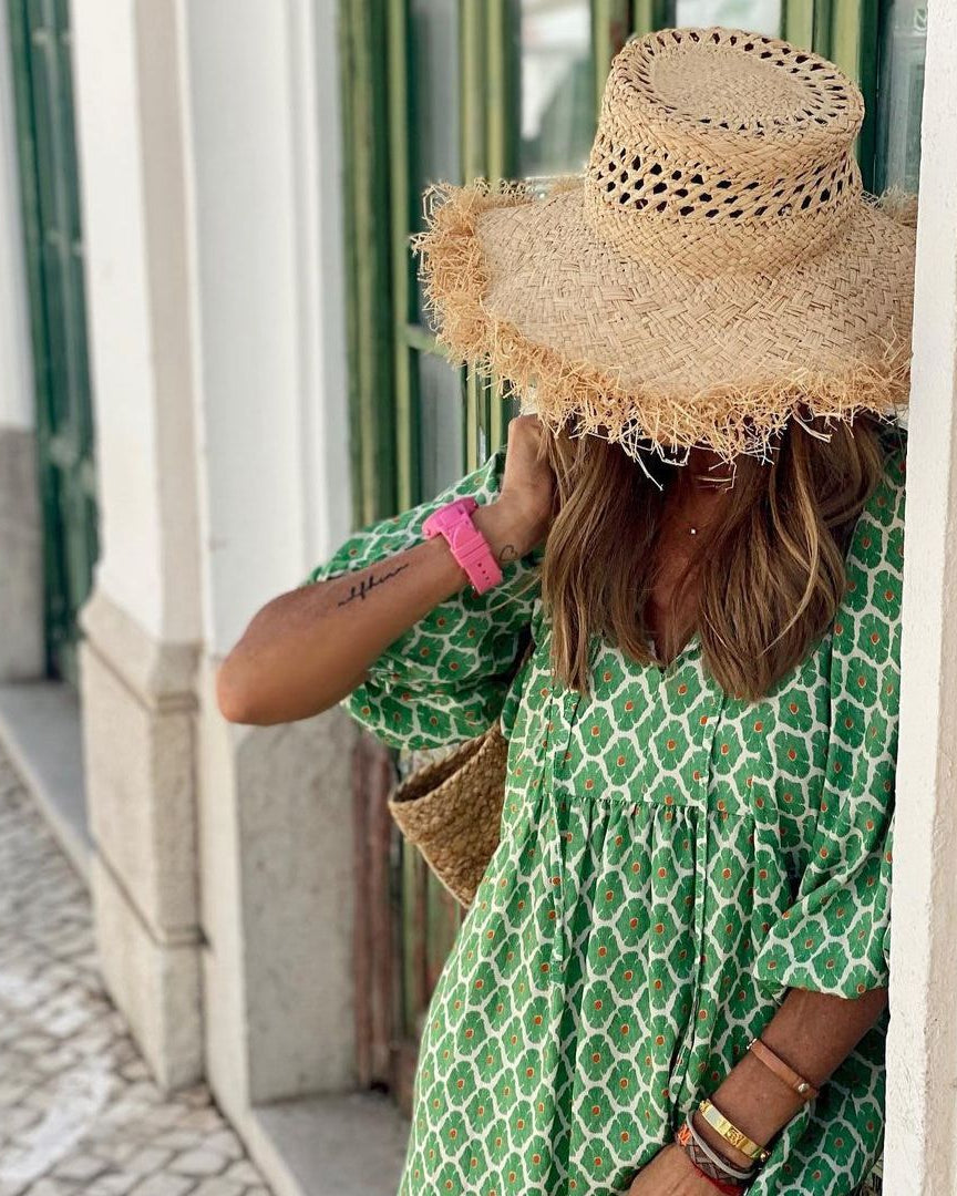 Elegant Long Sleeve Maxi Dress in White – Flattering Flowing Silhouette for Effortless Style 4