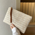 Stylish Straw Woven Clutch Bag for Women with Zipper Closure – Trendy Braided Purse for Casual Outings and Travel 5