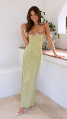 Women's Floral Embroidered Maxi Dress – Elegant Flowing Silhouette for Summer and Formal Occasions 2
