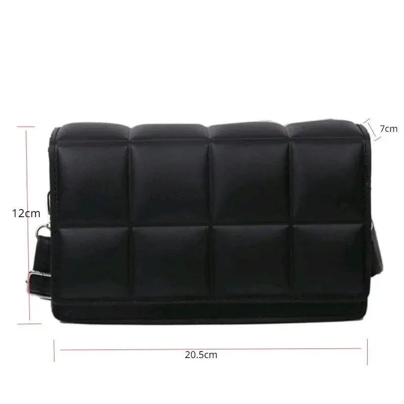 Elegant Black Leather Shoulder Bag for Women – Spacious Interior and Versatile Design 5