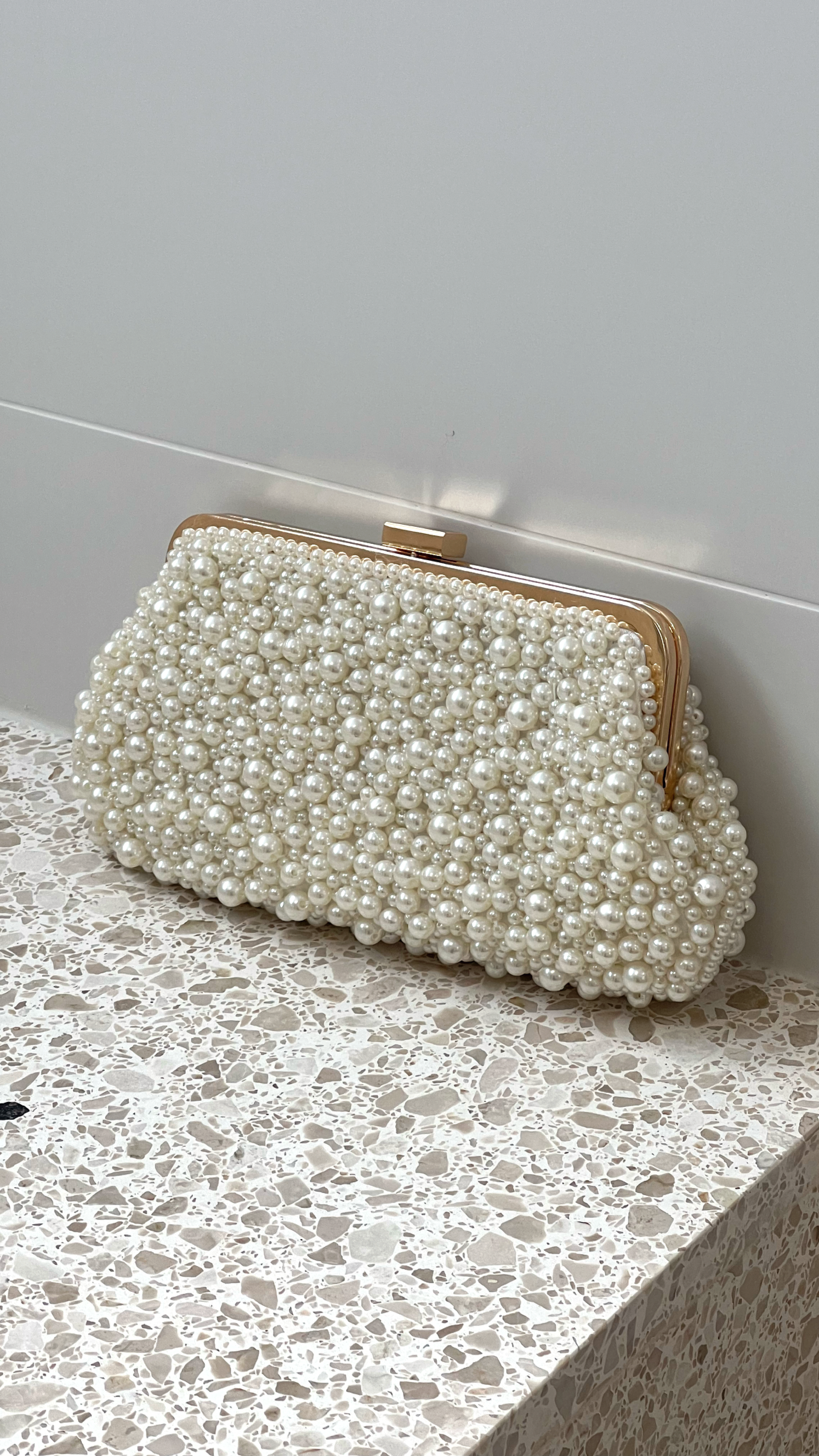 Elegant Faux Pearl Clutch Bag with Removable Chain Strap – Spacious Evening Bag for Special Occasions 0