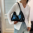 Elegant Leather Hobo Bag with Spacious Design for Everyday Use - Stylish, Durable, and Versatile Handbag 1