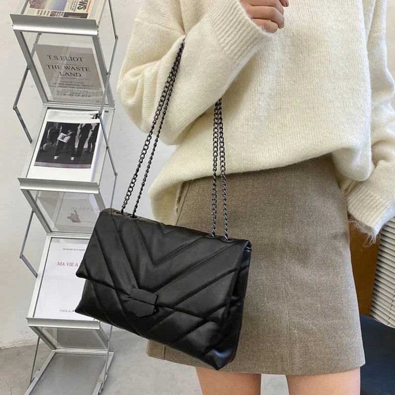 Stylish Crossbody Bag for Women with Chain Strap – Elegant PU Leather Handbag, Compact Size 19x27x8cm 1