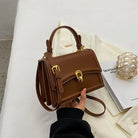 Stylish Leather Crossbody Bag for Women with Adjustable Strap – Spacious and Versatile Everyday Use Bag 7